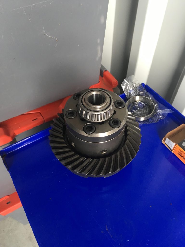 Triumph Spitfire Differential rebuild RichyRichRacing